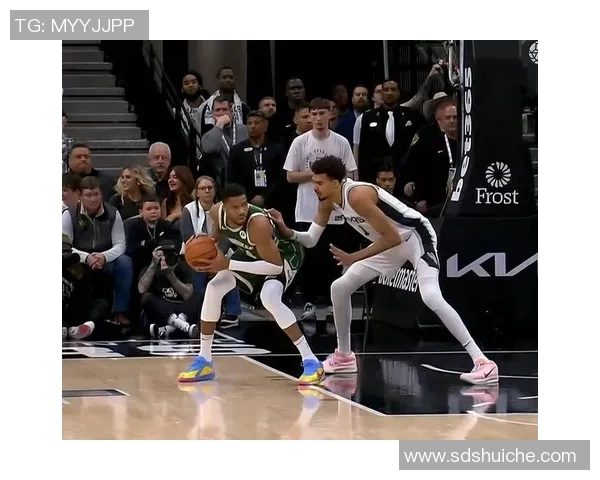 文班亚马法国队首战狂砍27分击败意大利吸引众多NBA球探关注