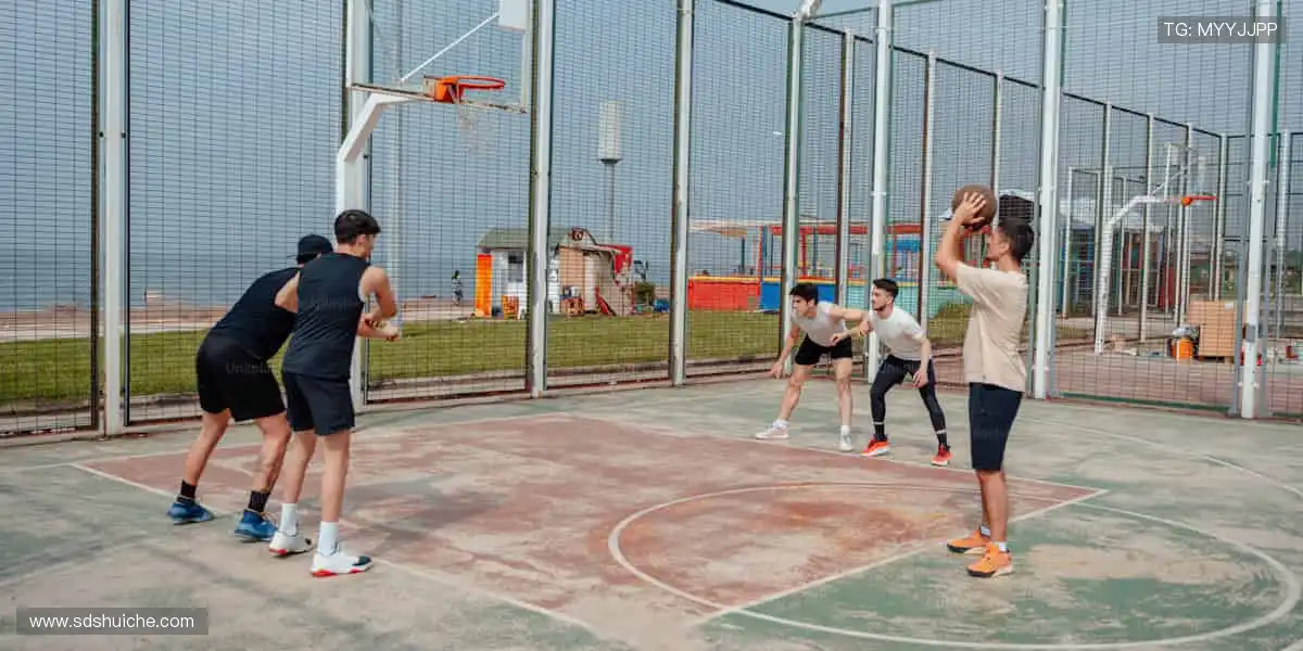 📱边看边聊,与全球球迷共享精彩时刻!💬